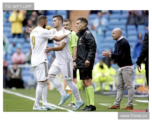 博尼法斯：从尼日利亚街头到德甲冠军锋霸的逆袭解析