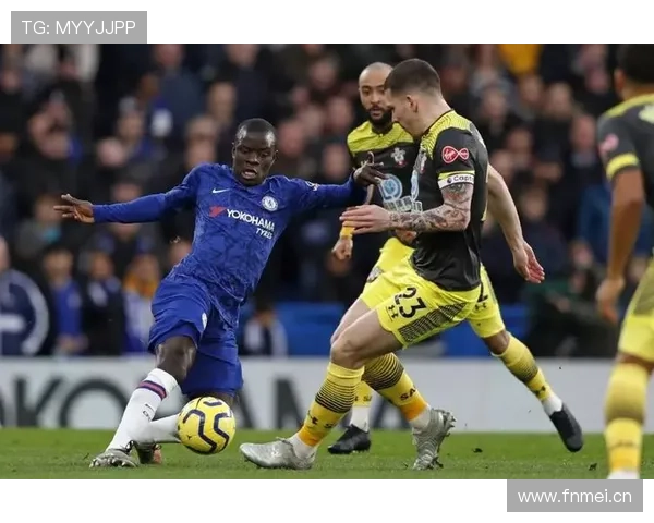 巴黎边路进攻看似犀利，实则缺乏层次与持续威胁